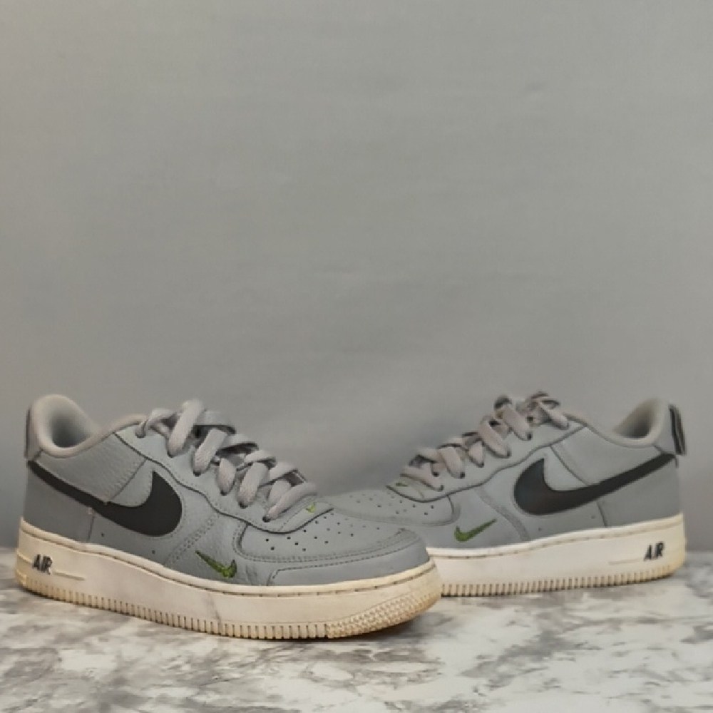 Nike Air Force 1 Low GS Light Smoke Gray Sneakers Size 4.5Y